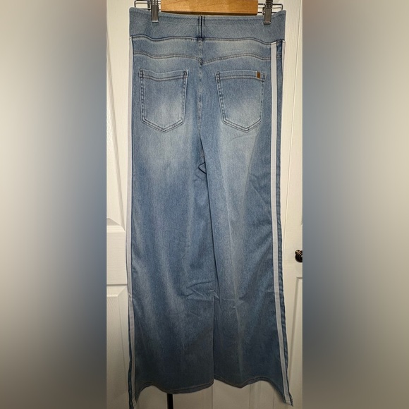 New Halara Flex™ High Waisted Stripe Wide Leg Flowy Casual Jeans MEDIUM Light - Picture 6 of 10